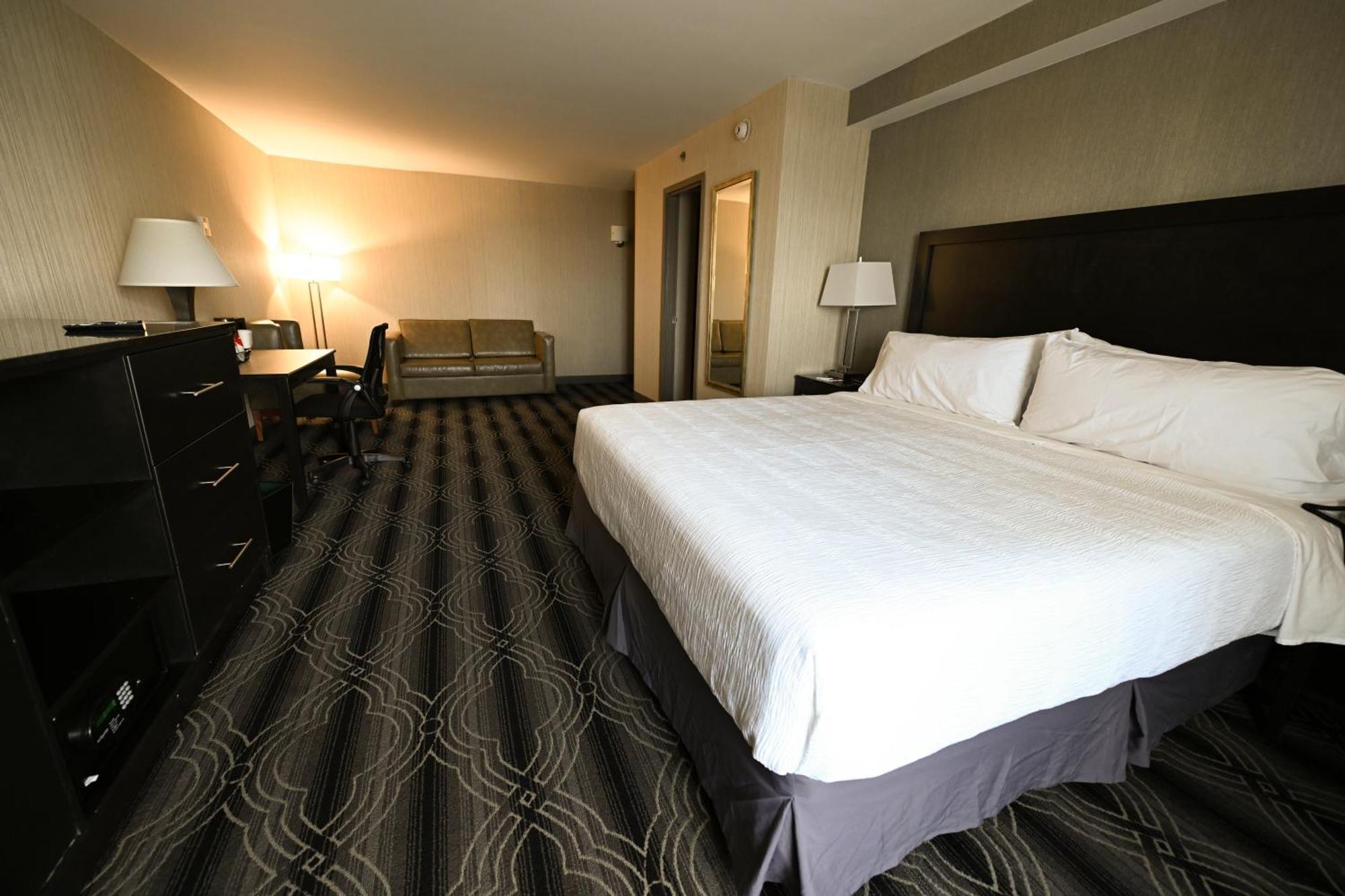 Grand Resort Hotel - Mt Laurel - Philadelphia Mount Laurel Buitenkant foto
