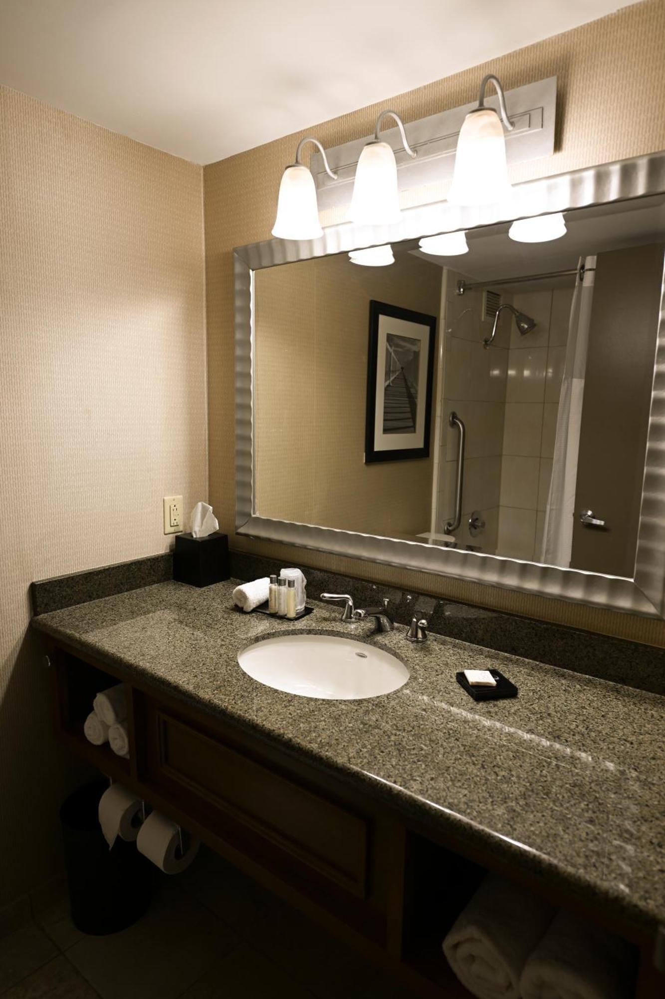 Grand Resort Hotel - Mt Laurel - Philadelphia Mount Laurel Buitenkant foto